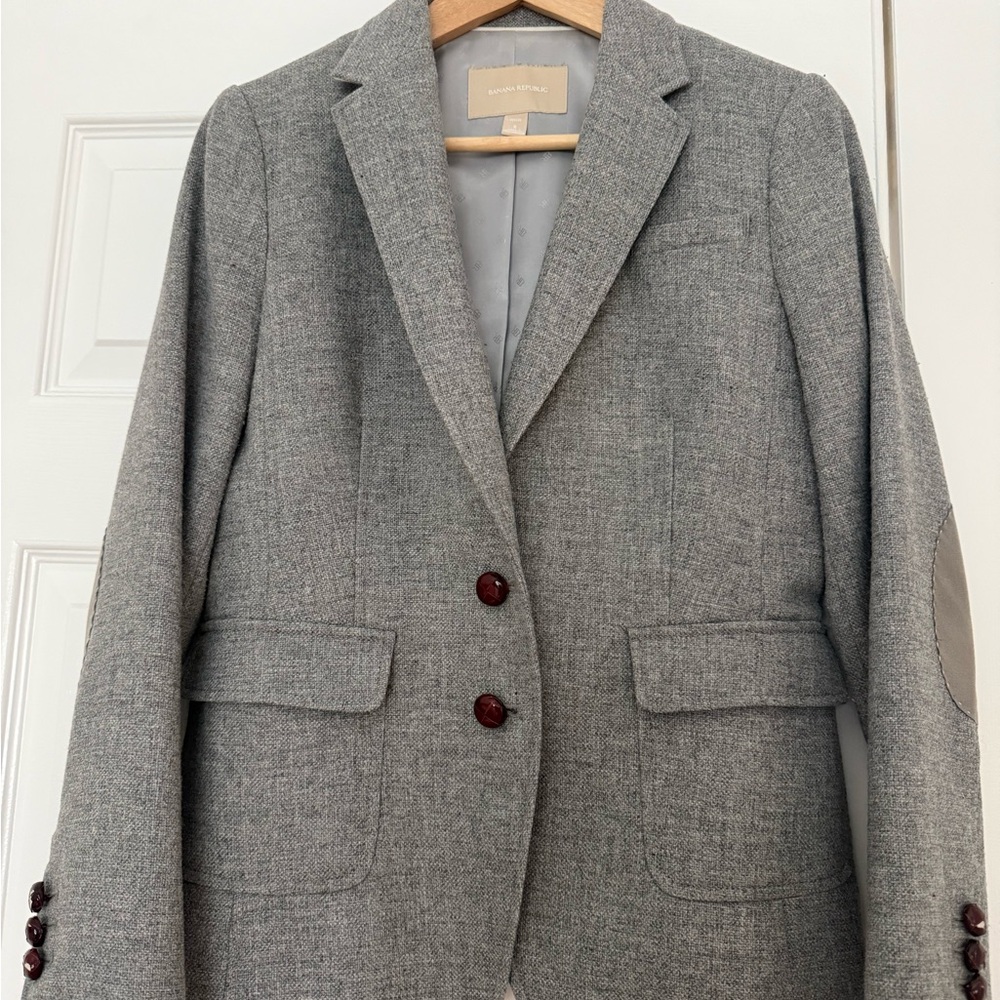 Banana Republic Gray Tailored Blazer with Brown Buttons and Tan Elbow Patches